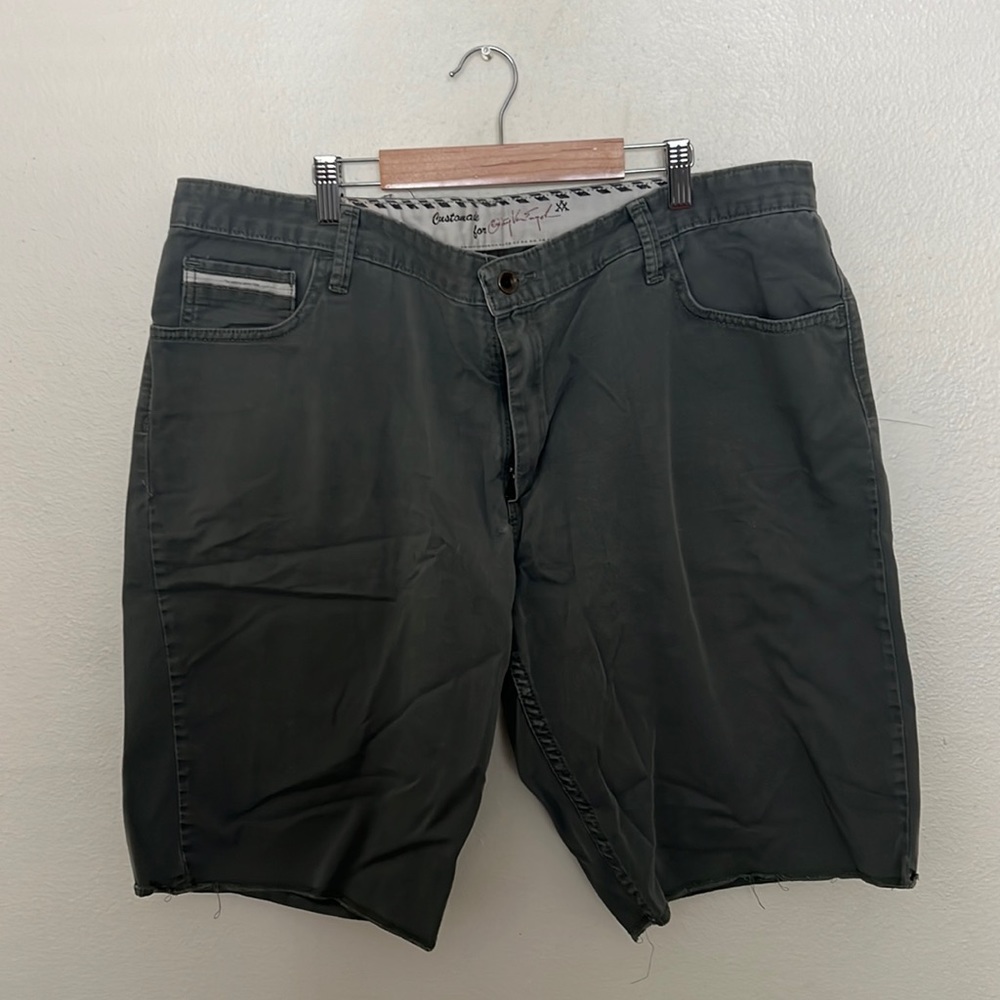 Mens Bermuda shorts Vans